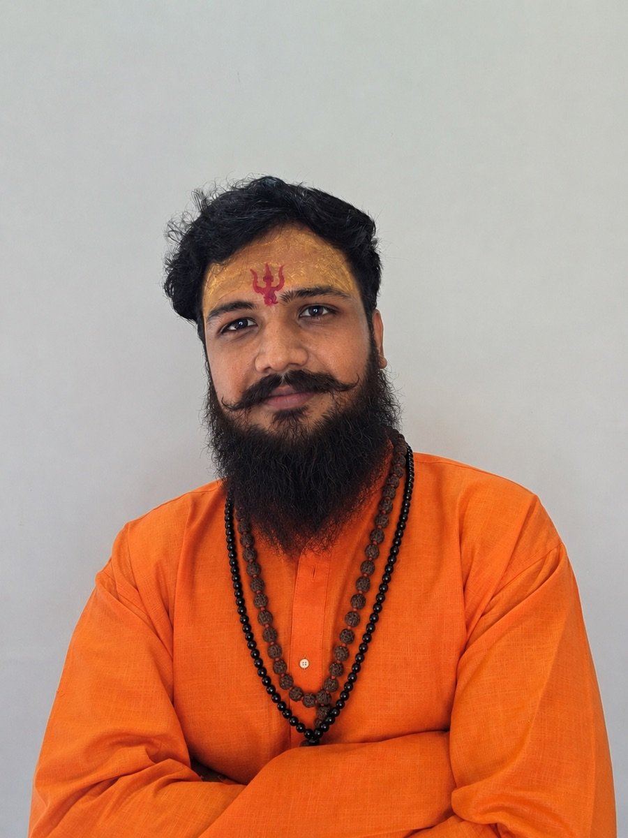 Astrologer Akshay Bhargav